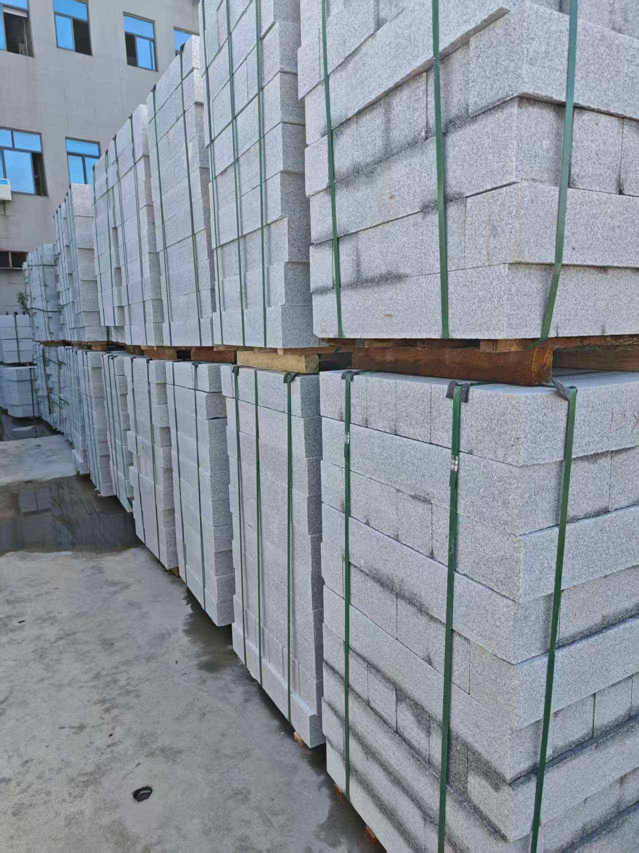 铜陵芝麻白路牙石，路侧石