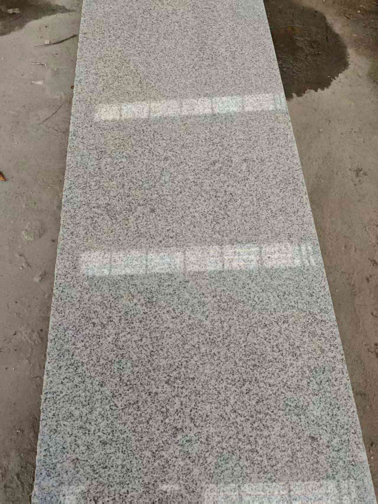 铜陵芝麻白光面毛板